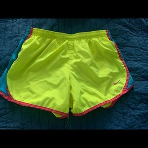 Women’s Nike shorts size Youth XL